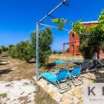 Vila Cosseri Rossa-dorothea And Cosseri Rossa-penelope, With Own Shared Pool Lixouri