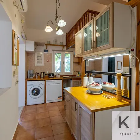 빌라 Cosseri Rossa-dorothea And Cosseri Rossa-penelope, With Own Shared Pool *