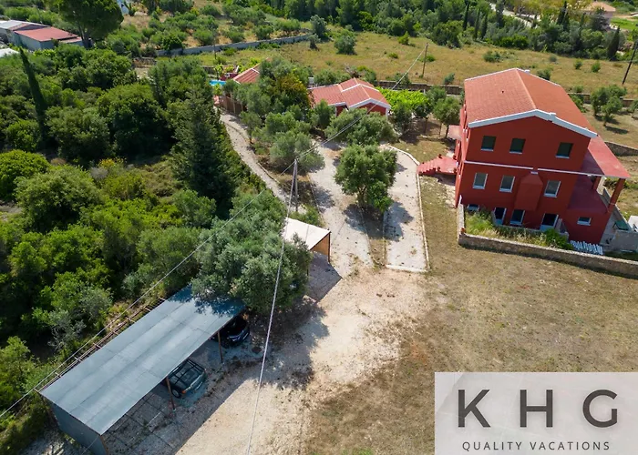 Vila Cosseri Rossa-dorothea And Cosseri Rossa-penelope, With Own Shared Pool