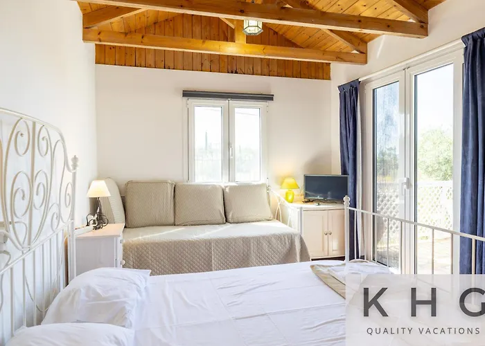 Cosseri Rossa-dorothea And Cosseri Rossa-penelope, With Own Shared Pool *